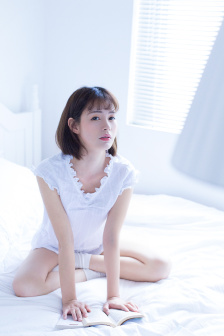 一边亲着一面膜下的美剧